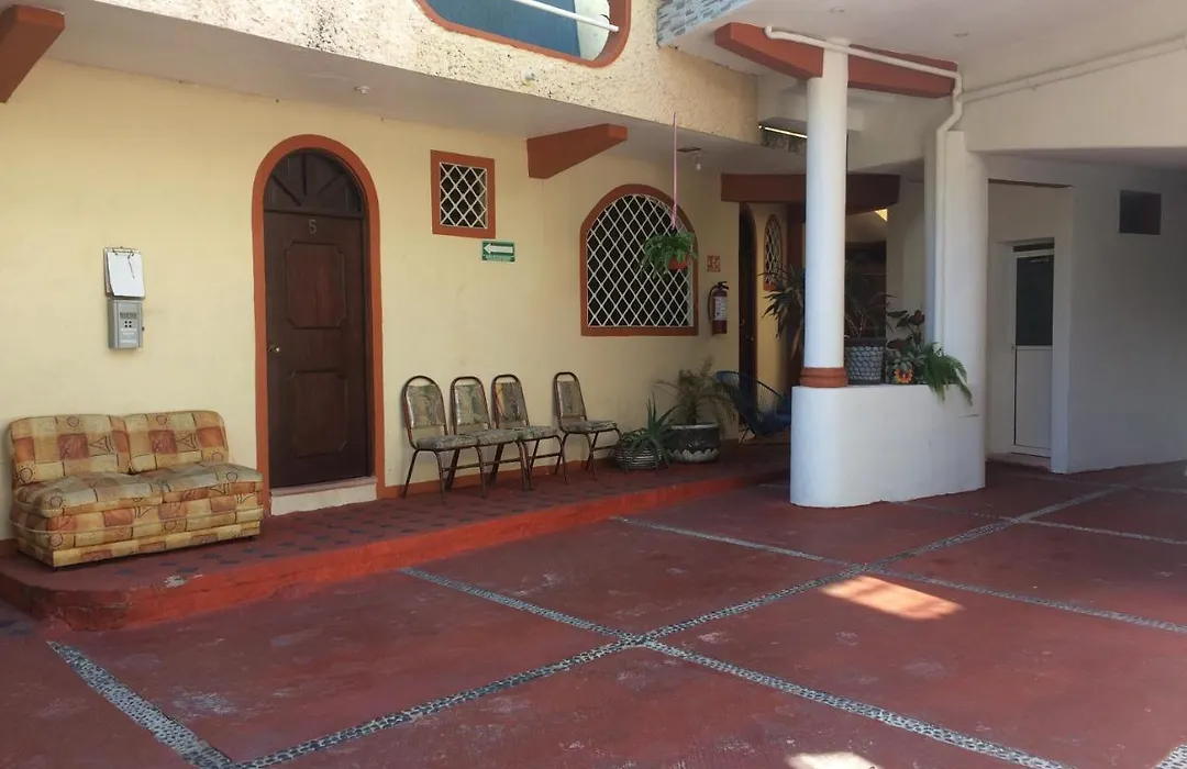 Hotel Y Bungalows Olivares-1